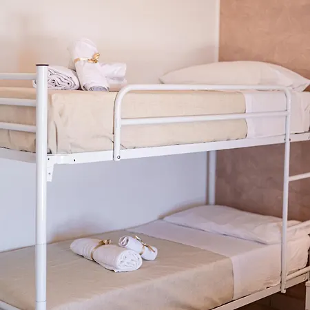 Cilento Village شقة فندقية 3*